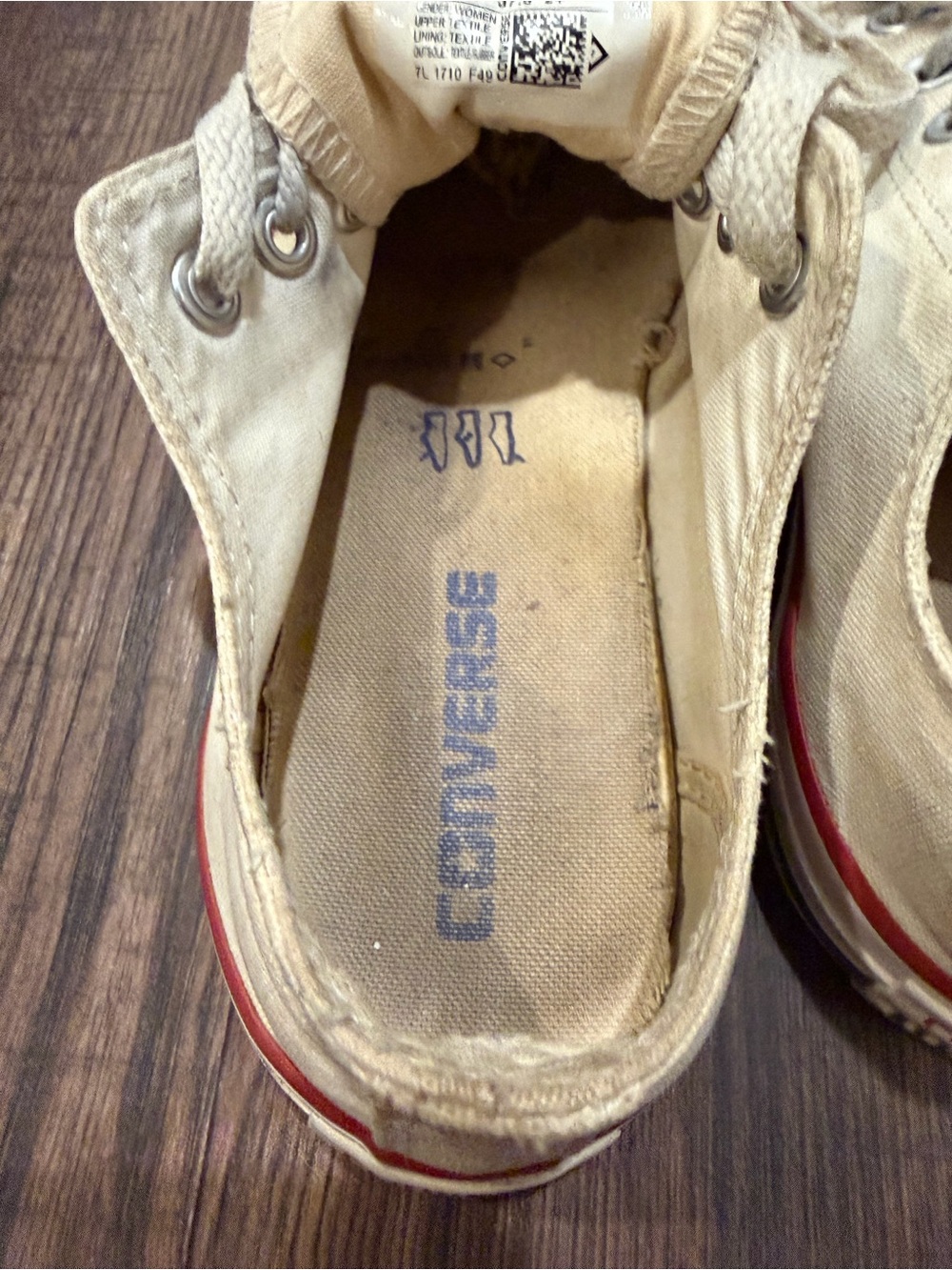Converse - Picture 2 of 5